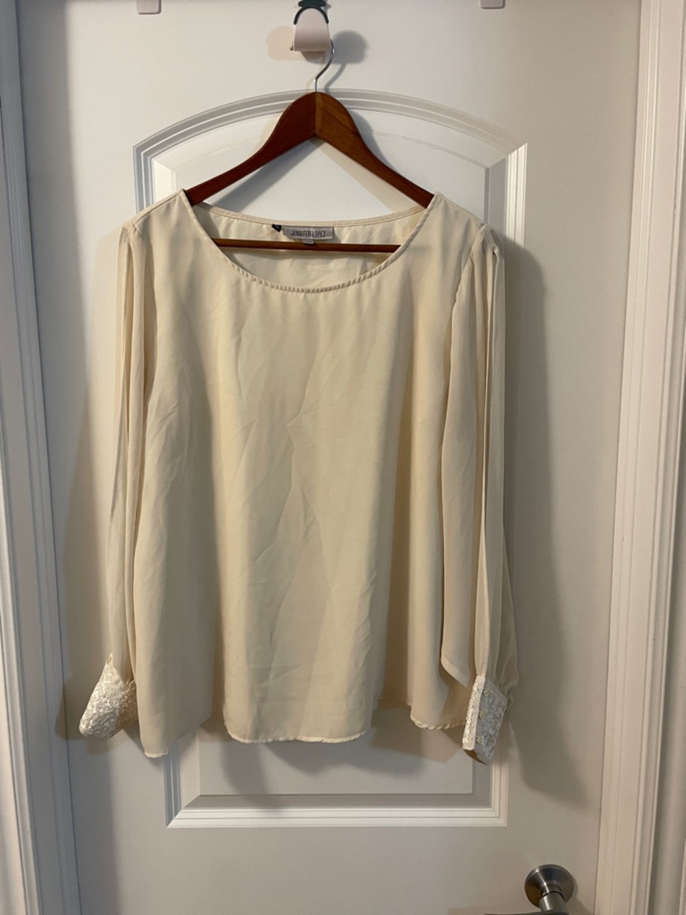 Jennifer Lopez Cream Long-Sleeve Blouse with Lace Cuffs